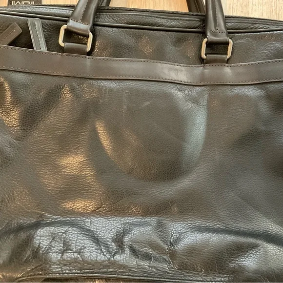 Tumi Business Bag 69730HKO Berwick Double Zip Leather Black